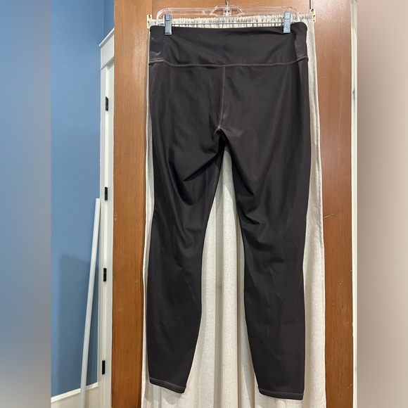 Athleta Women’s Leggings in coated brown color - size large - Picture 2 of 4